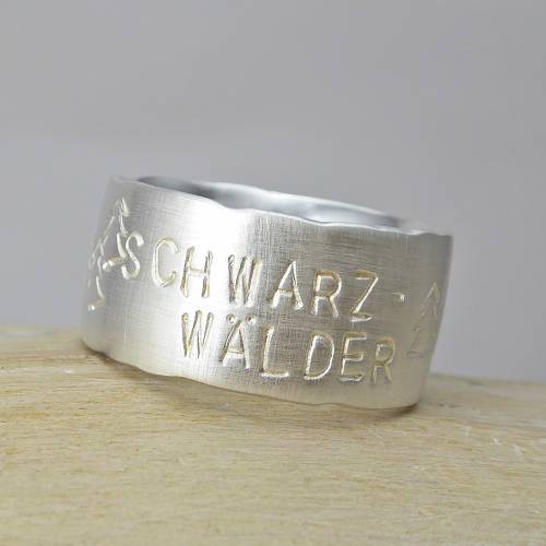 "Waldring" breiter Ring Silber 925 mit individueller Textprägung, Tannen, Wald, Schwarzwald, Koordinaten