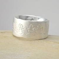 "Waldring" breiter Ring Silber 925 mit individueller Textprägung, Tannen, Wald, Schwarzwald, Koordinaten Bild 2