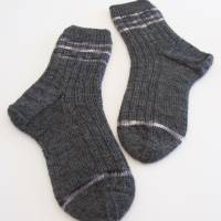 Handgestrickte Socken, Gr. 46747 Bild 4