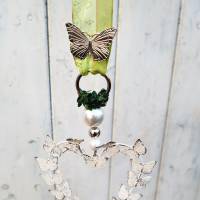 Fensterdeko Herz mit Schmetterlingen Landhausdeko weiß Bild 4