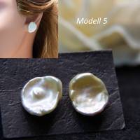 weiße Keshi Perlen Ohrstecker Modell 5, Süßwasser Perle Ohrringe, Braut Ohrringe, feine barocke Bild 1
