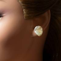 weiße Keshi Perlen Ohrstecker Modell 6, Süßwasser Perle Ohrringe, Braut Ohrringe, feine barocke Bild 1