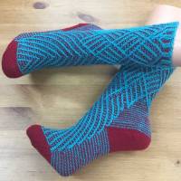 Mappe *Socks in Art* - 6 Strickanleitungen für zweifarbige kreative Socken im Matrix-Stil Bild 3