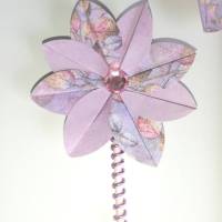 Set aus 3 Blumenstecker Origami Papierblumen, lila floral, 21 cm, Frühling Ostern Muttertag Bild 3