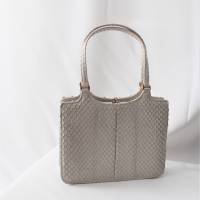 True Vintage 50er Kroko Tasche Elegante Handtasche Cremeweiß Grau mit Spiegel Bügelverschluss Clip Goldfarben Bag Bild 1
