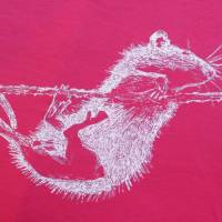 Ratte, Bio T-Shirt für Frauen, pink. Siebdruck handbedruckt. Bild 2
