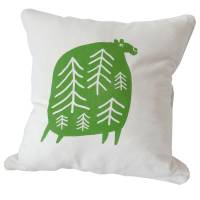 Waldbär. Kissenbezug Biobaumwolle, 45x45 cm, handbedruckt, grüner Siebdruck Bild 1