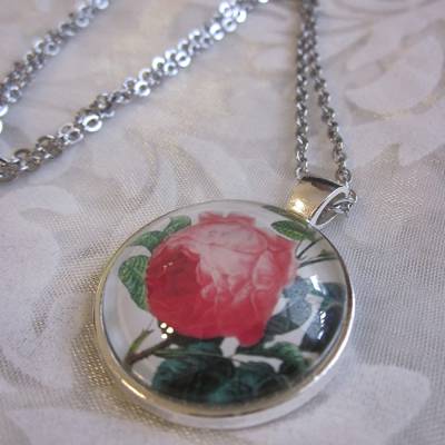 Kette mit Cabochon-Anhänger Rose Rot Grün 