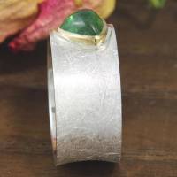 Breiter Ring aus Silber 925/- mit grünem, dreieckigem Turmalin Bild 3