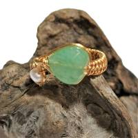 Ring handgewebt mit Perle und Aventurin pastell mint grün Tropfen Bandring goldfarben wirework Bild 1