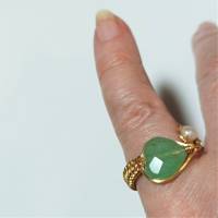 Ring handgewebt mit Perle und Aventurin pastell mint grün Tropfen Bandring goldfarben wirework Bild 3