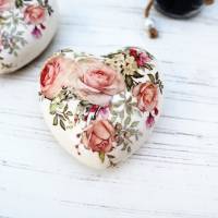 Deko Herz mit Blüten Dekor Rosen klein Floristikdeko Bild 1