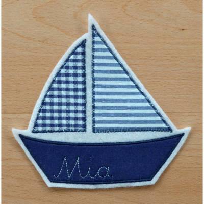 Applikation zum Aufbügeln, kleines Segelboot mit Name aus Biobaumwolle