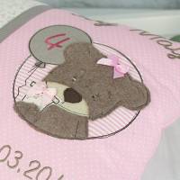 Personalisiertes Kinderkissen zum Geburtstag. Mit kleinem Teddy rosa, beige, aus Baumwollstoff. Bild 4