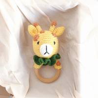 Giraffe Greifling Rassel Babyspielzeug Geschenkidee Amigurumi Geschenk zur Geburt Baby Neugeborene Kuscheltier Spielzeug Bild 4