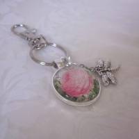 Schlüsselanhänger Anhänger Rose Blume Rosa Grün mit Charm Libelle "Rosalie" Bild 4