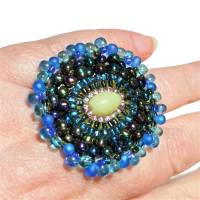 Ring blau grün mit Jade handgefertigt aus Glasperlen Unikat boho Bild 1
