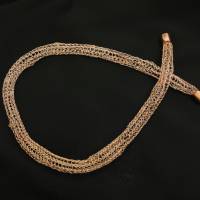 Perlenkette - Damencollier - gehäkelt aus rosegold Draht mit eingefügten Perlen Bild 2