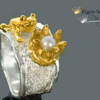 Goldschmiede Froschring "Frosch Sam mit Krone" in 925er Sterling Silber mit Teilvergoldung Bild 1