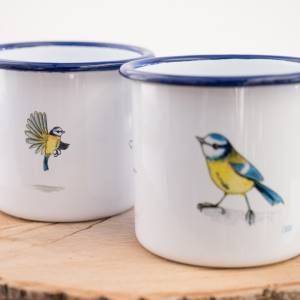 Emaille-Tasse Blaumeise, Geschenk Tasse mit Vogel Illustration, Personalisierbar Bild 3