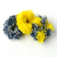 Scrunchie, Haargummi, Zopfgummi, gelb, blau oder blau-gelb, gehäkelt aus Fellgarn Bild 1
