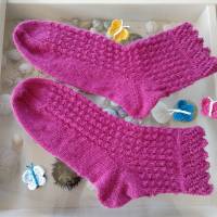 Socken handgestrickt mit Krönchen-Bündchen - ein Unikat,  Größe 38/39, Damensocken, zyklam Bild 1