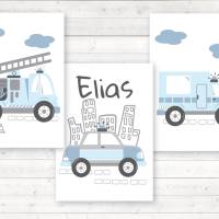 3er Set Kinderzimmerbilder Feuerwehrauto, Polizeiauto, Krankenwagen mit oder ohne Namen/ A4 weiß blau Bild 2