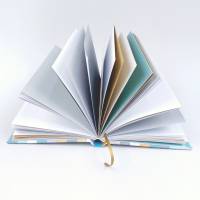 Notizbuch upcycling, 20 x 13 cm,  104 Blätter aus zerschnittenen Briefumschlägen, fadengeheftet, handgefertigt Bild 5