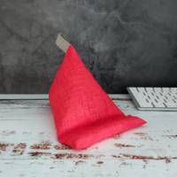 Handykissen / Sitzsack Pyramide RED - Stütze für dein Smartphone als Handyhalterung | mit Kirschkernfüllung | RÄUBERKIND Bild 1