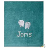 Besticktes personalisiertes Handtuch Frotteetuch mit Stickmotiv Zähne Zahnspiegel und Wunschnamen Geschenkideen Bild 2
