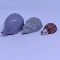 3 kleine Keramik-Igel - Handarbeit - Dekofiguren Bild 2