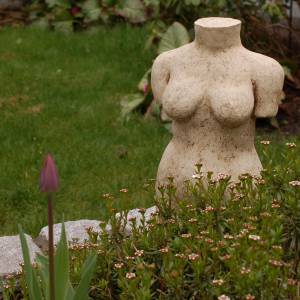 Skulptur aus Ton - frostfeste Gartenkeramik Bild 2