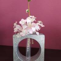 Rustikaler Chic ... Blumenvase aus Beton, mit Reagenzglas Bild 1