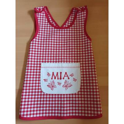 Zuckersüsse Pippi Langstrumpfschürze. Schwedenschürze, mit Namen oder anderem Motiv bedruckt.