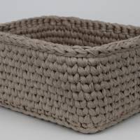 Häkelkorb für Wickeltisch Utensilo rechteckig mit Holzboden beige aus Textilgarn recycelte Baumwolle Osterkorb Bild 3