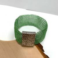 Drahtgestricktes Armband, lindgrün hellgrün Bild 4
