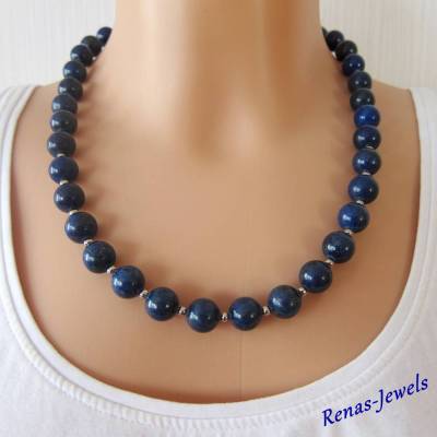 Edelsteinkette Lapislazuli blau silberfarben Lapislazulikette Perlenkette Edelstein Kette Collier handgefertigt