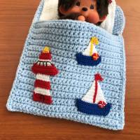 Puppenbettchen - Schlafsack für Puppen ca. 20 cm Leuchtturm und Segelboote Bild 3