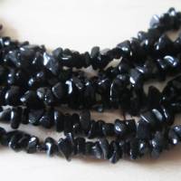 Obsidian Chips Perlen 5 mm - 8 mm, Splitter Perlen ein Strang Bild 3