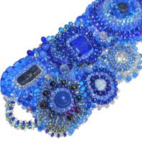 breites Armband blau royalblau freeform Unikat handgefertigt Glas peyote handmade boho Bild 4