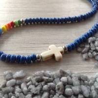 Bunte Kinderkette' mit einem Howlithkreuz und Rocailles in Regenbogenfarben Bild 7