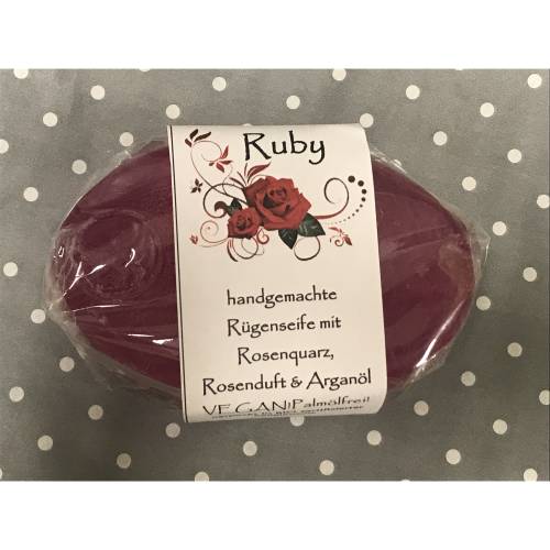 Rügener "Ruby" mit einem echten Rosenquarz + mit Arganöl * 100 g Stück * Sassnitzer Manufaktur