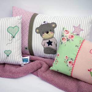 Personalisiertes Kissen zur Geburt oder Taufe, Teddy, rosa grau, aus Baumwollstoff,  Kuschelkissen, Kinderkissen,Namensk Bild 8