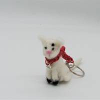 Schlüsselanhänger weiße Katze aus Filz, einmaliges Geschenk für Besitzer eines kleinen Hundes, Taschenanhänger, Bild 2