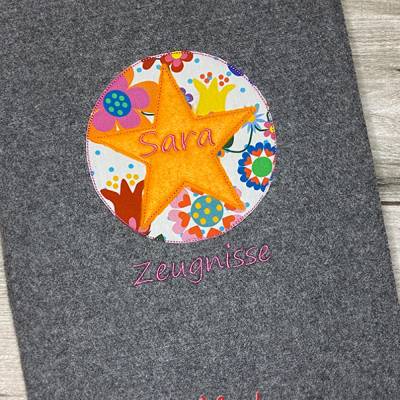 Zeugnis, Zeugnismappe, Zeugnishülle, Zeugnisse, gestickt, Filz, Stern, Blumen, Junge, Mädchen, personalisierbar