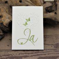 Hochzeitskarte, Glückwunschkarte zur Hochzeit, Schmetterlingsschwarm in Herzform Bild 1