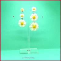 ❋ Romantische Ohrstecker "Daisy Bell Trio"  in 2 Größen, Gänseblümchen Cabochons weiß gelb, Edelstahl  ❋ Bild 1