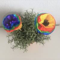 Set mit  2 Regenbogenblumen aus Seidenpapier, Blumenfeld, Frühling, Blumenstecker Bild 3