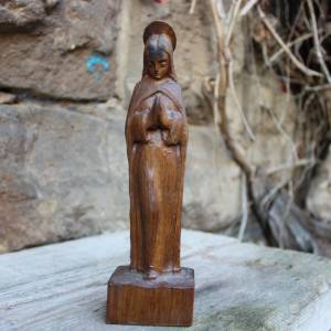 kleine Marienfigur Heiligenfigur Madonna Holz geschnitzt Handarbeit Bild 5
