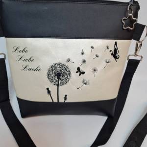 Handtasche Pusteblume weiss metallic mit Spruch Lebe Liebe Lache und Schmetterling Umhängetasche  Tasche mit Anhänger Ku Bild 2